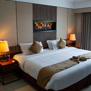 Hotel Iby Plaza Near Igi Airport